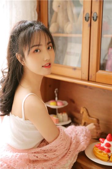 草莓香蕉樱桃黄瓜丝瓜榴莲苹果绿巨人截图2