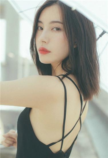 国色天香1卡2卡3卡4卡视频截图0
